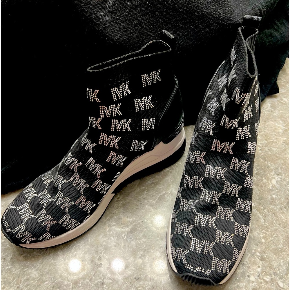 Michael Kors embellished Zuma booty!  Adorned in the monogram sparkle.